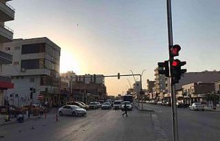 Silopi’de yıllar sonra trafik ışıkları kuruldu