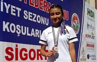 Simavlı atlet Sıla Ata, Dünya Dağ Koşusu Şampiyonası’nda...