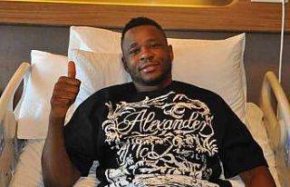 Sivasspor’da Leke James ameliyat oldu