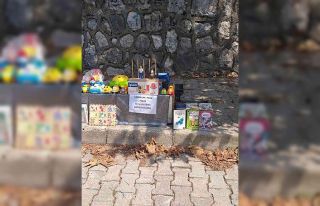 Sokak hayvanlarını doyurmaya devam ediyor