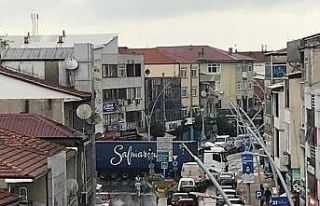 Sorumsuz tır şoförü trafiği kilitledi