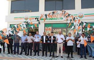 Şuhut’ta Tarım Kredi Kooperatif Marketi açıldı