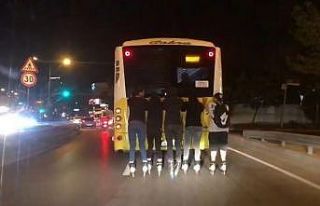 Sultanbeyli’de trafikte tehlikeli oyun