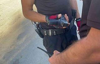 Şüpheli şahsın üzerinden silah ele geçirildi