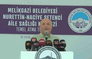 Tamer, doktorlara seslendi: “Hem maaşınızı hem...