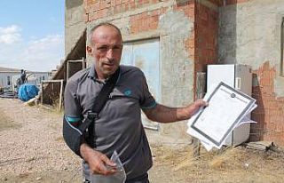 Tapulu arazisinden çıkarmak istediği arıcılar...