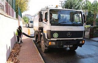 Tarihi ilçeyi temiz tutmak için sahadalar