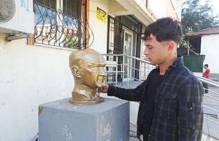 Tek tek boyadılar, öğrencilerden alkışlanacak...