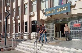 Terasta uyuşturucu partisine polis baskını: 13...