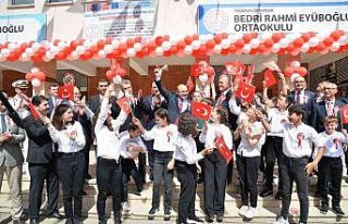 Trabzon’da öğrenciler ders başı yaptı