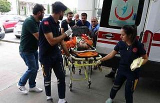 Trafo ile duvar arasına sıkışan işçi yaralandı