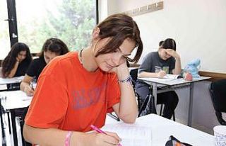 Ücretsiz üniversite hazırlık kurslarında 135...