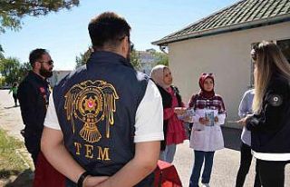 Üniversite öğrencileri teröre karşı bilgilendirildi