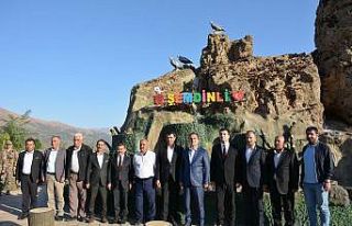 Vali Akbıyık’tan Derecik ve Şemdinli ilçelerine...