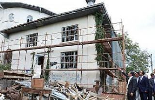 Vali Cevdet Atay, söküm çalışmalarını yerinde...