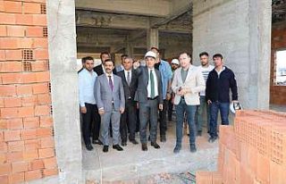 Vali Türker Öksüz, otogarda incelemelerde bulundu