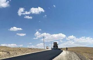 Van Büyükşehir Belediyesi Gürpınar’da 13 kilometrelik...