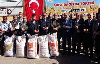 Van’da 569 çiftçiye sertifikalı arpa tohumu dağıtıldı