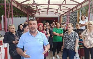 Veliler okullarının yıkılmamasını istedi