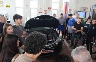 Yabancı öğrenciler Kütahya’ya hayran kaldı