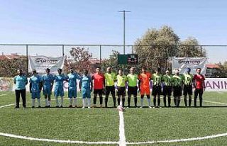 Yenimahalle’nin gören kalpleri Denizli’yi yendi