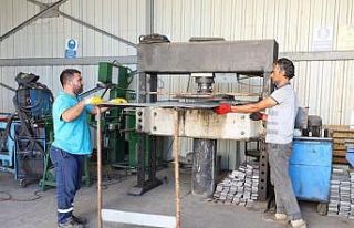 Yenişehir’de gece, gündüz temizlik devam ediyor