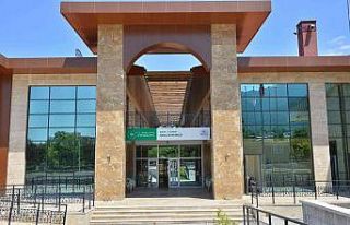 Yıldırım Gençlik ve Spor Merkezi gün sayıyor