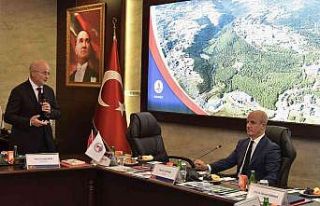 YÖK Başkanı Özvar: “YÖK, akademisyenlerin önünü...