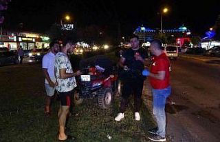 Yoldaki su kaza yaptırdı