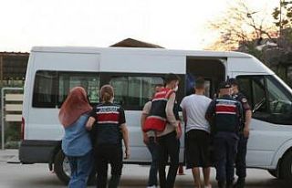 Yunanistan’a kaçmaya çalışan 3 FETÖ şüphelisinde...