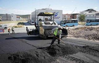 Zafertepe asfaltlanıyor