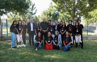 Zeka Küpleri Matematik Kampı Öğrencileri sertifikalarını...