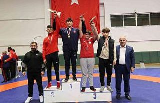 118 sporcu Derince’de mindere çıktı