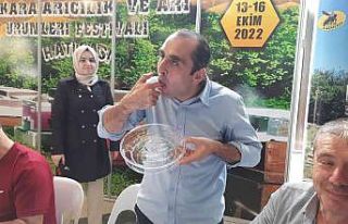 700 gram balı 55 saniyede yedi