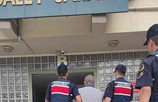 7 yıl hapis cezasına çarptırılan firari FETÖ...