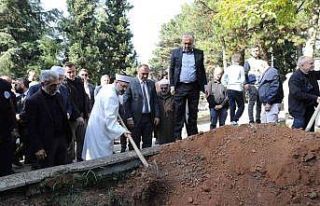 93 yaşında vefat eden Cerrahoğlu son yolculuğuna...