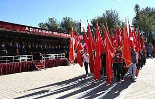 Adıyaman’da Cumhuriyet Bayramı coşku ile kutlandı