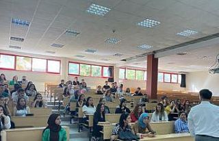 ADÜ Nazilli Sağlık Hizmetleri MYO oryantasyon eğitimini...