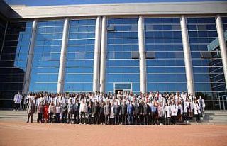 ADÜ Veteriner Fakültesi’nde ilk kez Beyaz Önlük...