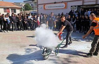 AFAD Nazilli’de Afet Eğitimi ve Tatbikatı gerçekleştirdi