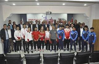 Ağrı’da Amatör Spor Haftası kapanış töreni...