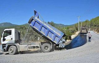 Alanya Üzümlü yolu asfaltlandı
