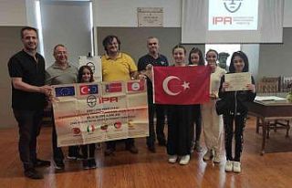 Altınkent Ortaokulu Portekiz’den döndü