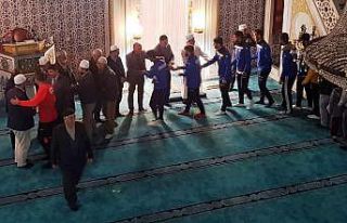 Altınovalılar sabah namazında buluştu
