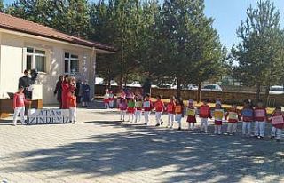 Anaokulu öğrencileri Cumhuriyet Bayramını coşkuyla...