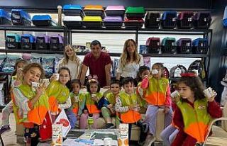 Anaokulu öğrencileri hayvan sevgisiyle yetişiyor