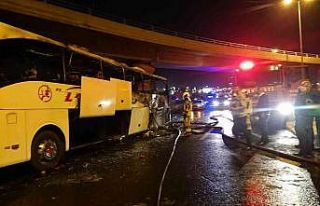 Ankara’da seyir halindeki yolcu otobüsü alev alev...