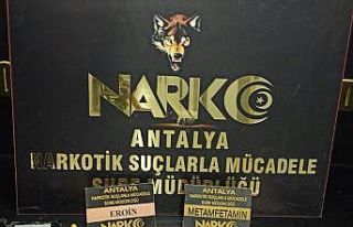 Antalya’da sokak satıcılarına operasyon: 6 gözaltı