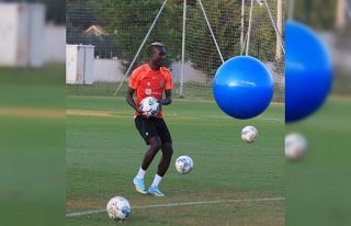 Antalyaspor’da Ndao, 5 ay sahalardan uzak kalacak