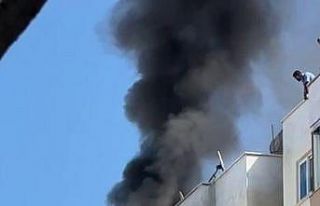 Apartmanın 10. katında yangın paniği